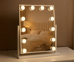 Hollywood Vanity Mirror with Wireless Charging 12 Bulb